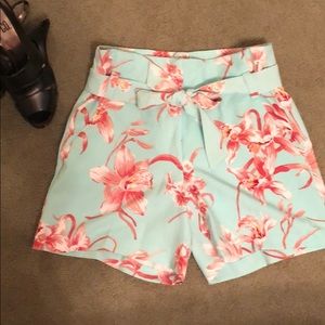Floral Shorts - New York and Co.